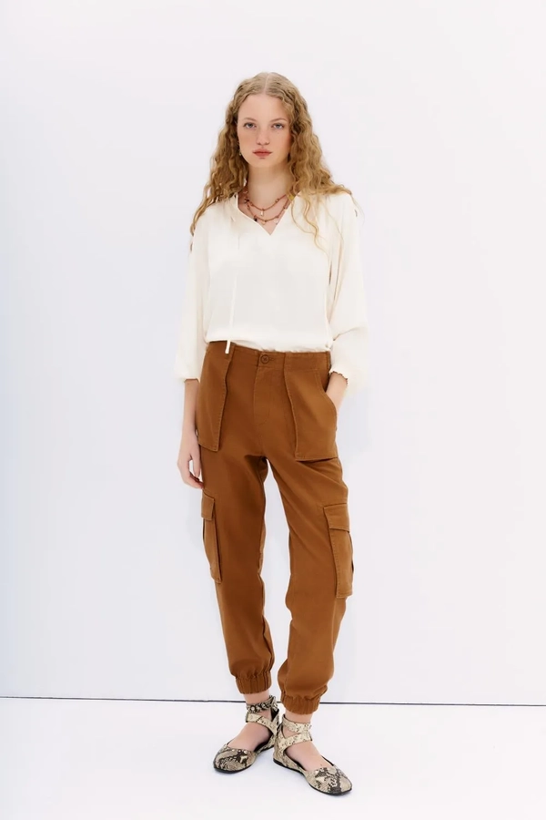 pantalon cargo sur