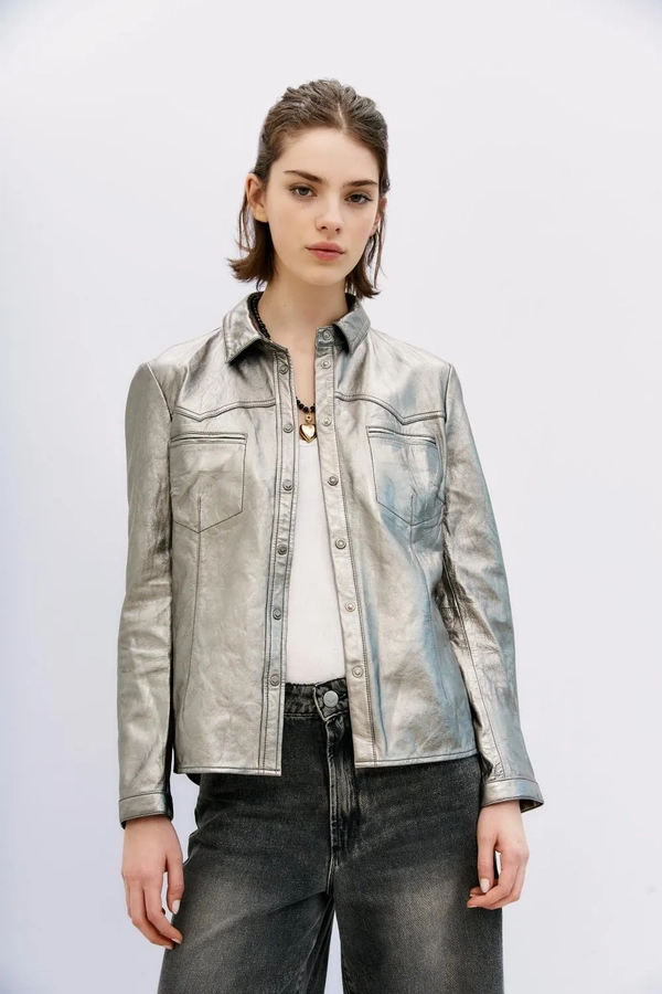 camisa bellota metallic cuero