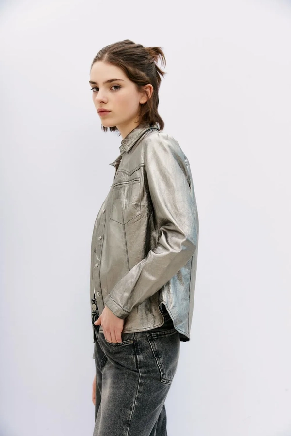camisa bellota metallic cuero