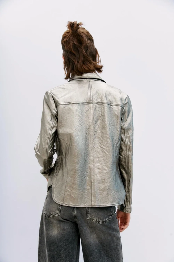 camisa bellota metallic cuero