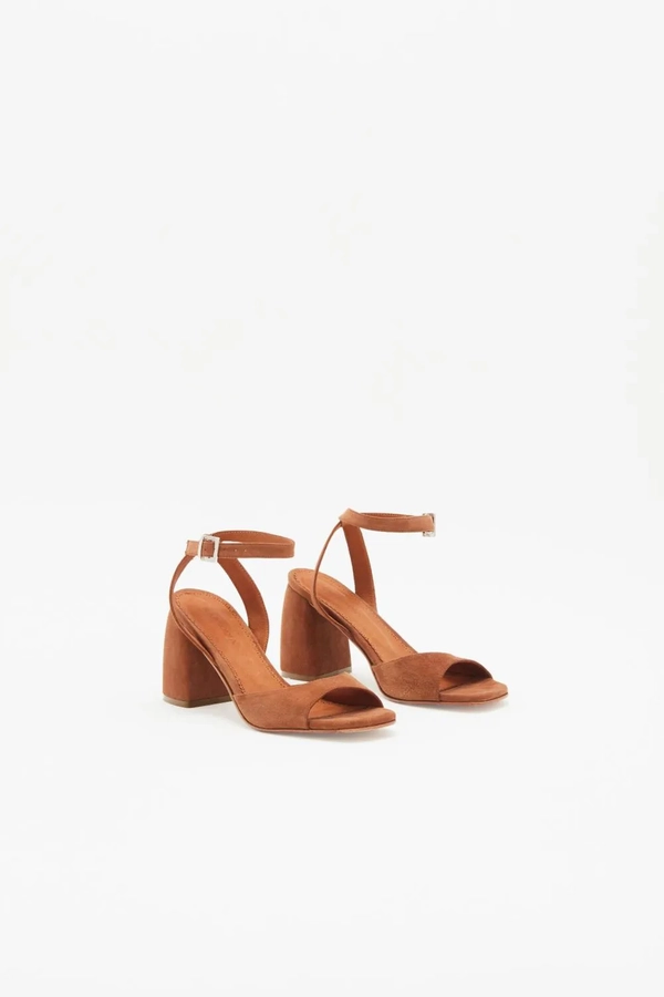 sandalia guiza suede
