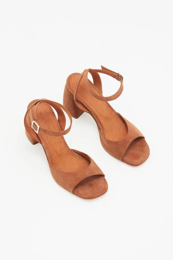 sandalia guiza suede