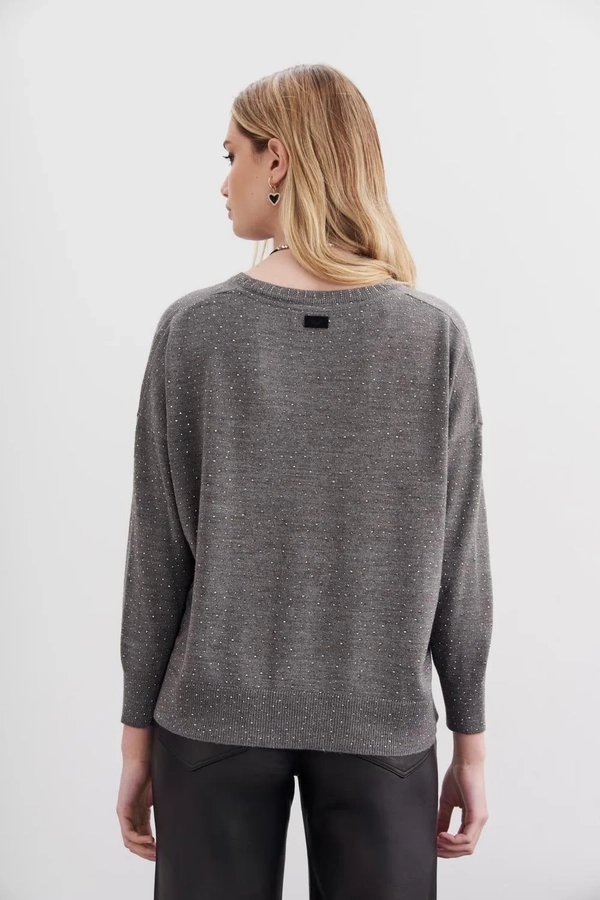 sweater nara