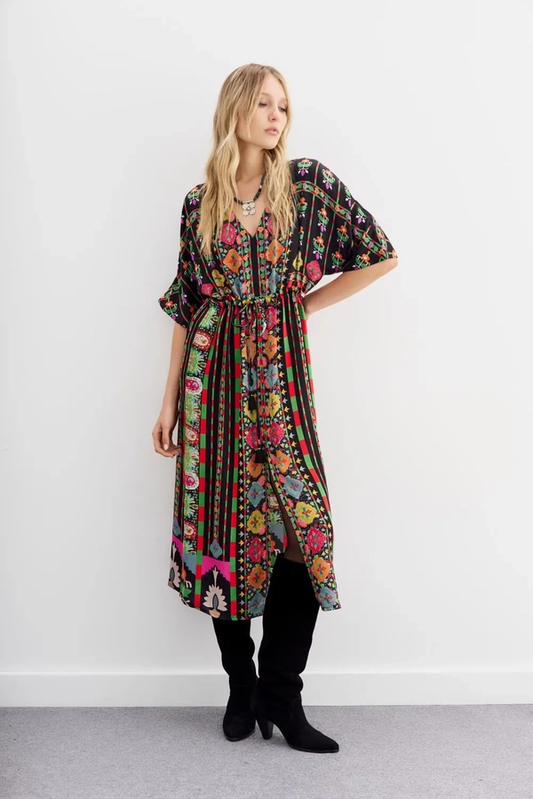 vestido buganda paisley