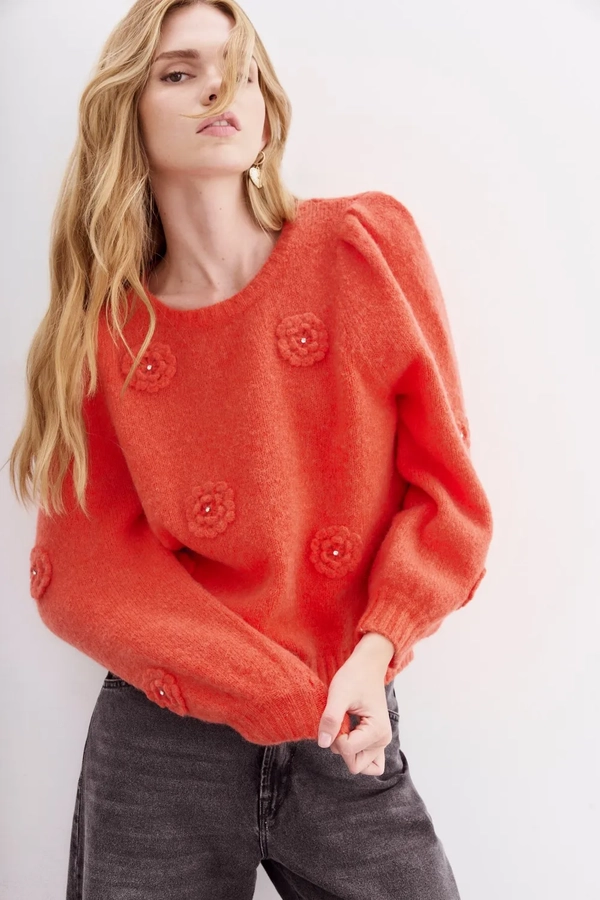 sweater flower lace