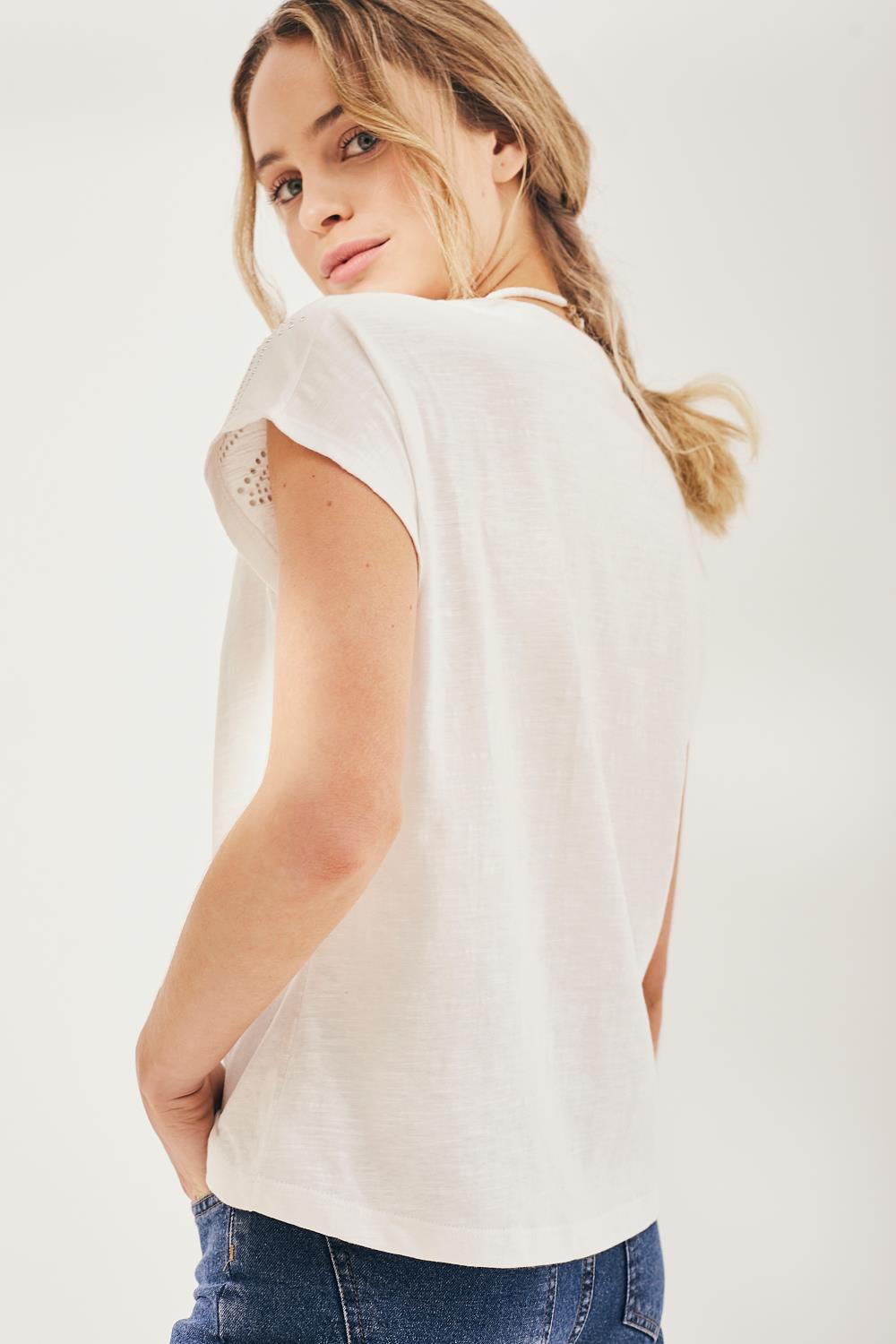 Remera Lirio