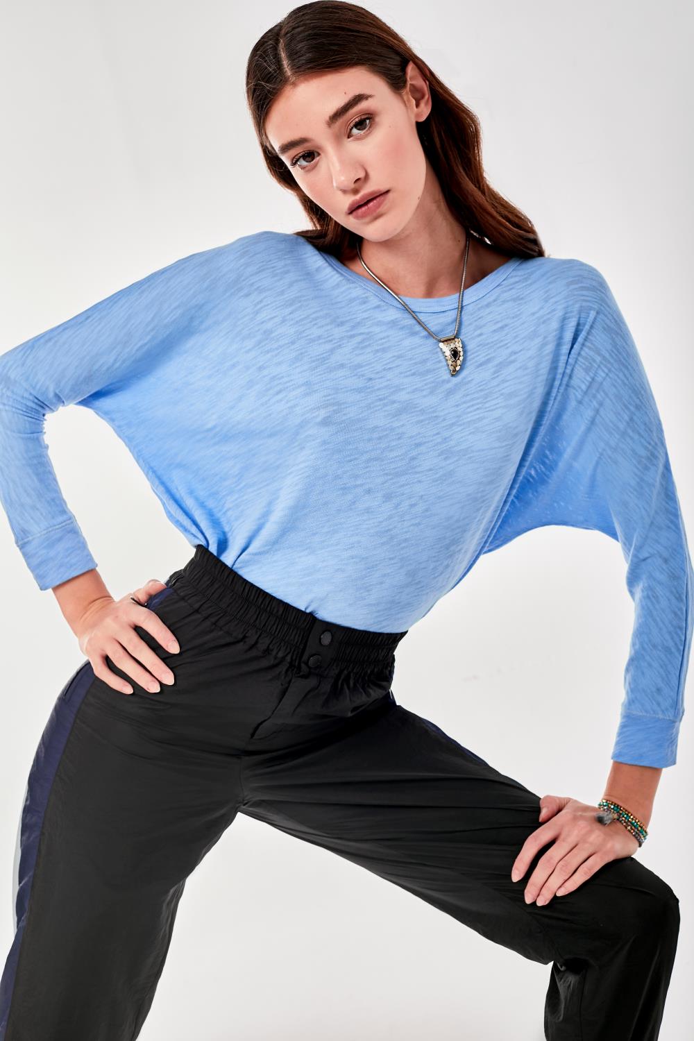 Remera Vale Ancha