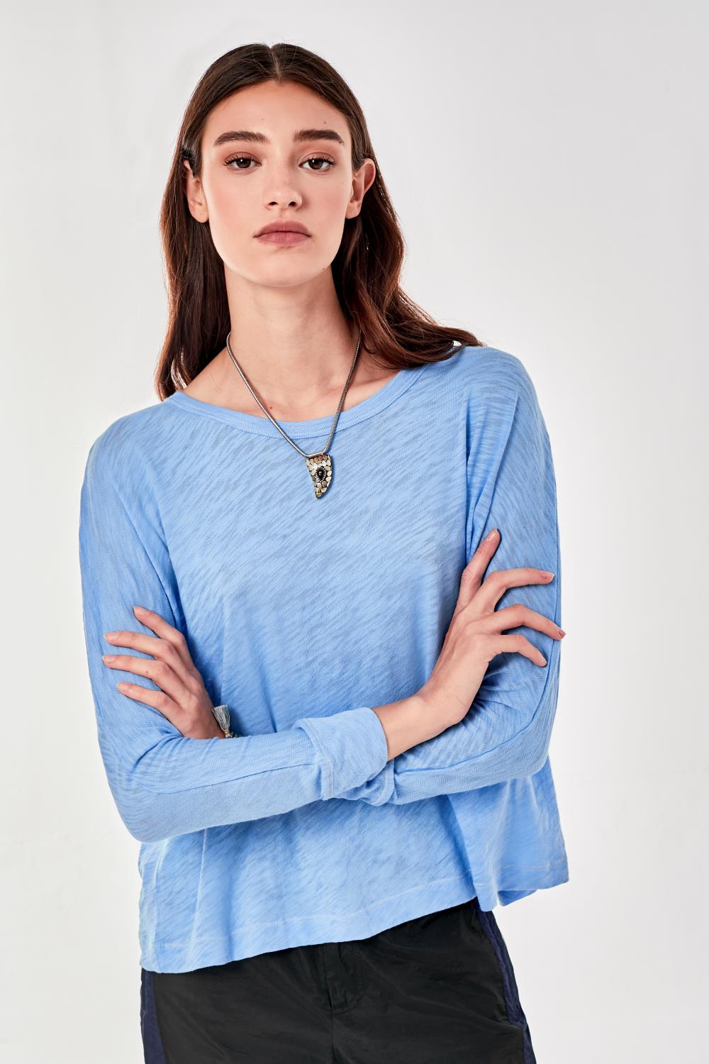 Remera Vale Ancha