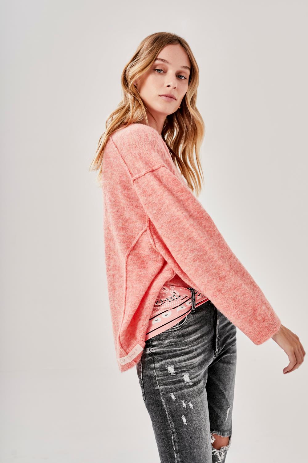 Sweater Be Happy