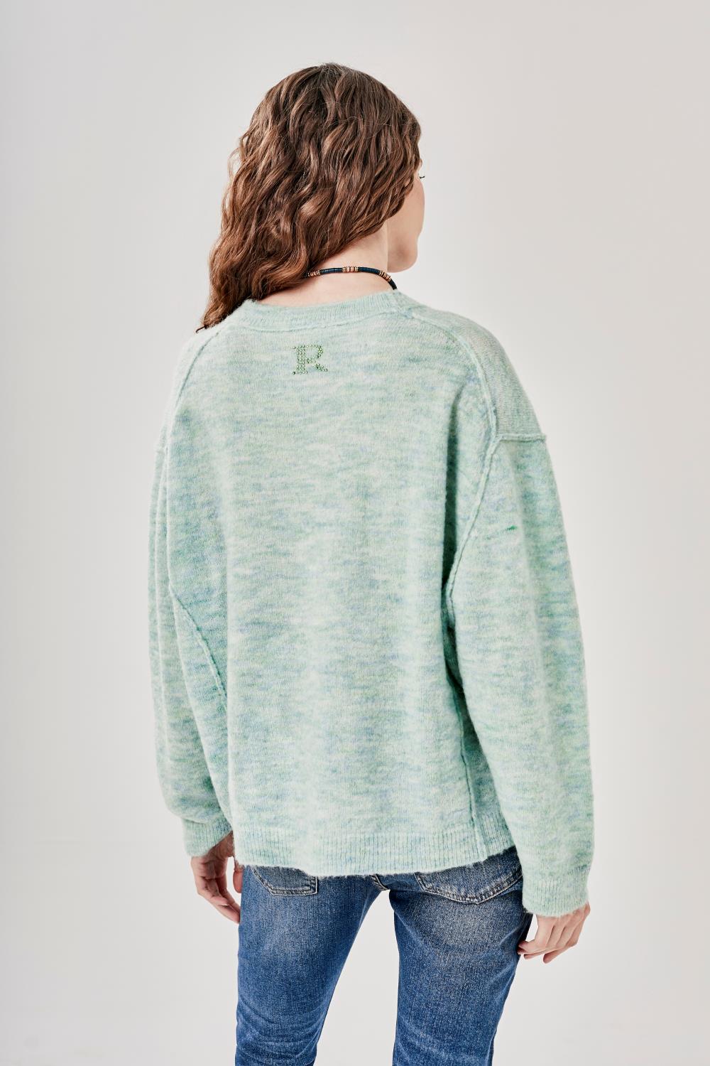 Sweater Be Happy