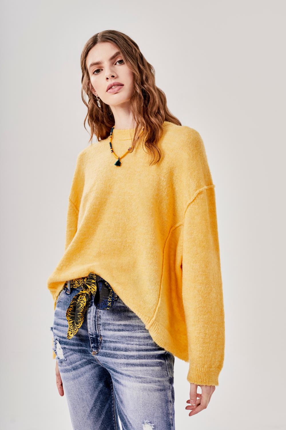 Sweater Be Happy