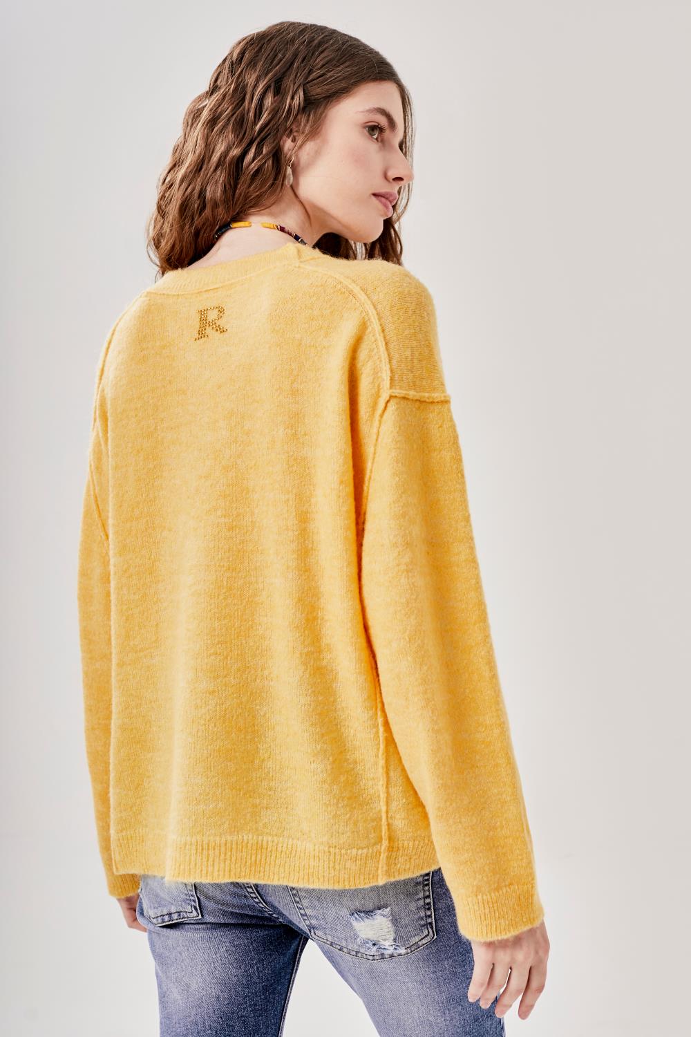 Sweater Be Happy