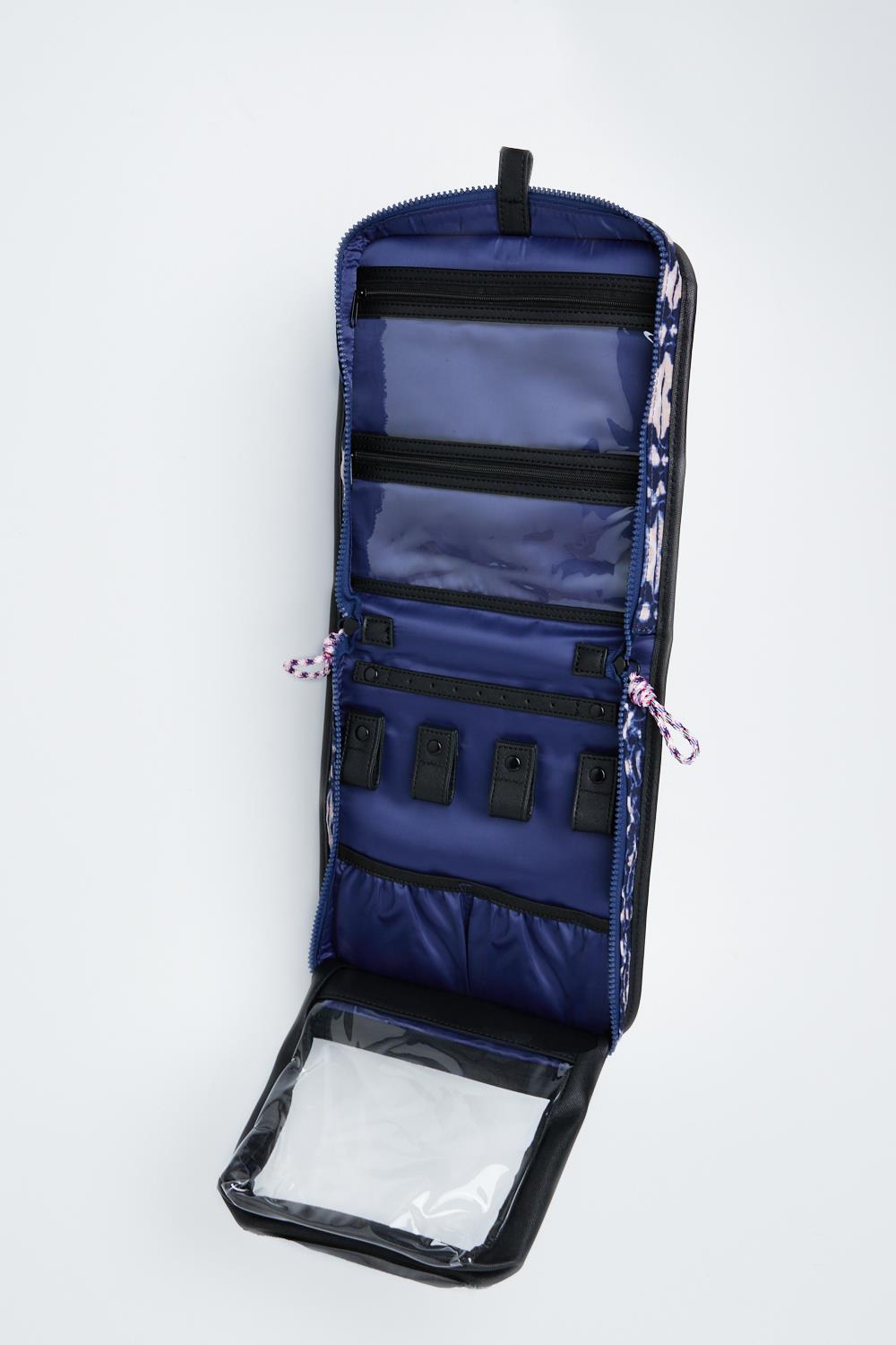Portacomesticos Sport Asia Flat