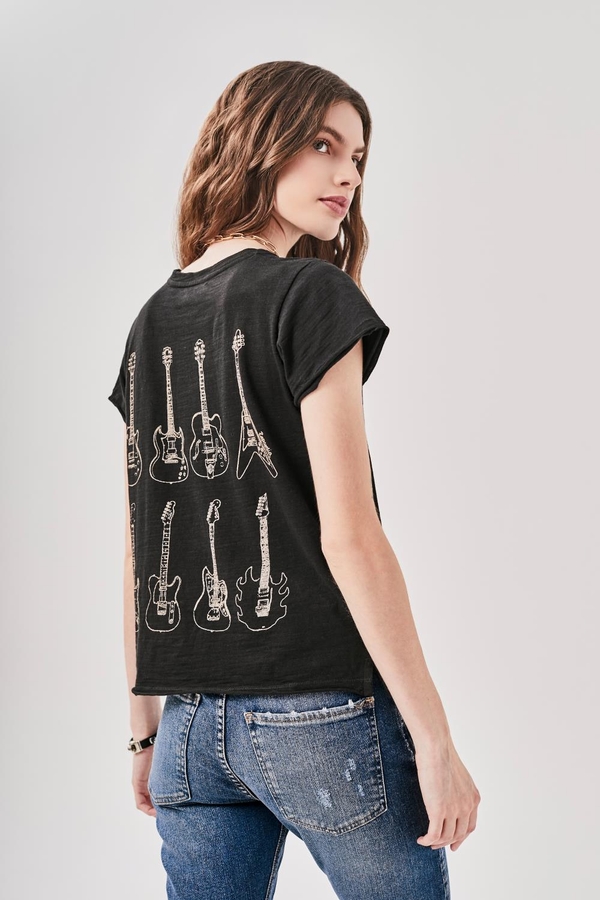 Remera Guitarras