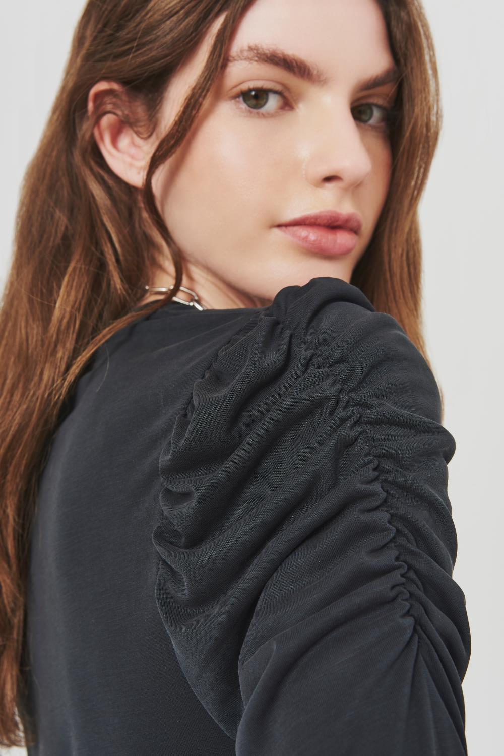 Remera Super Sleeves