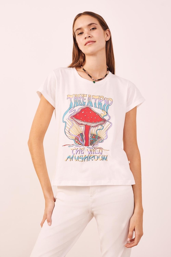 Remera Take A Trip