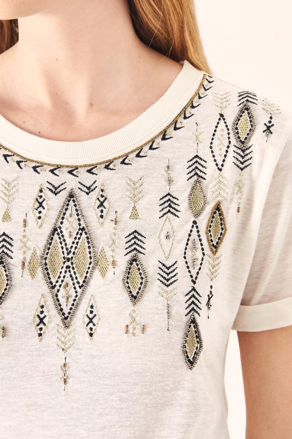 Remera African