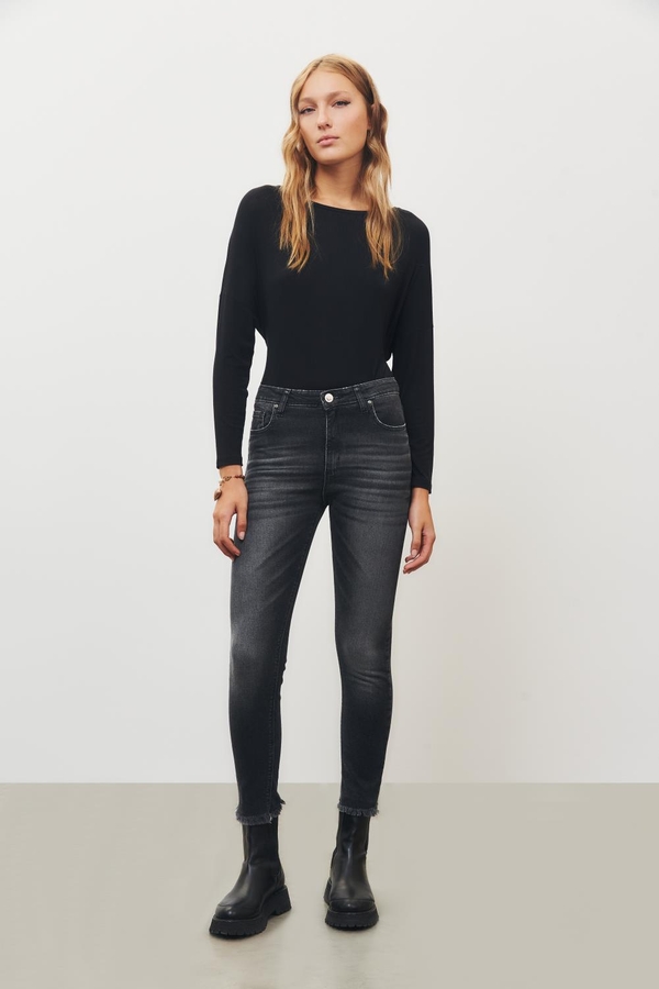 jean slim hard black