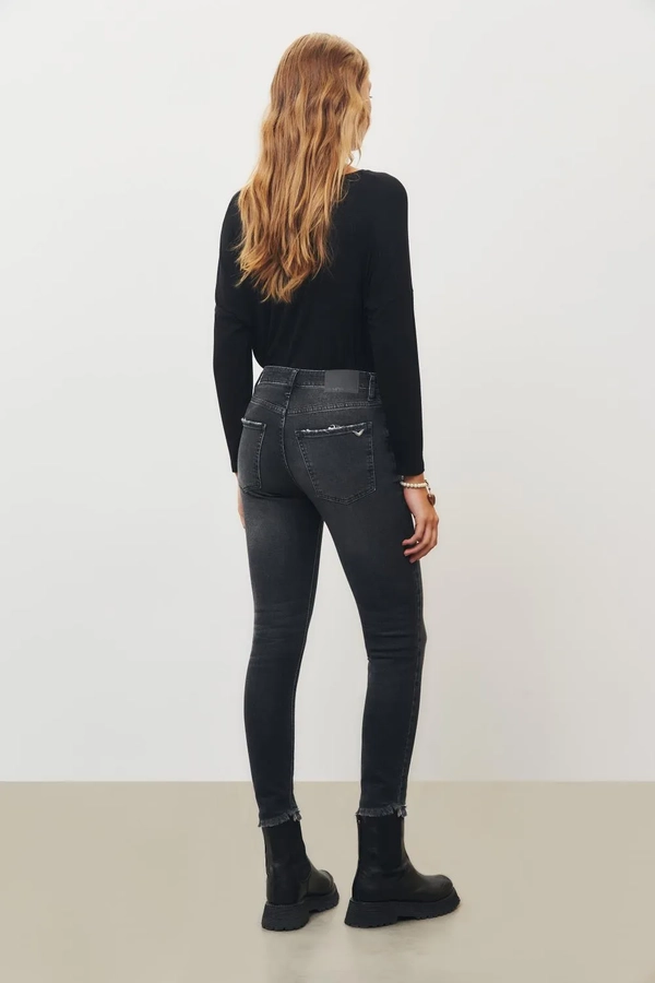 jean slim hard black
