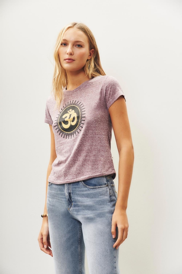 remera om