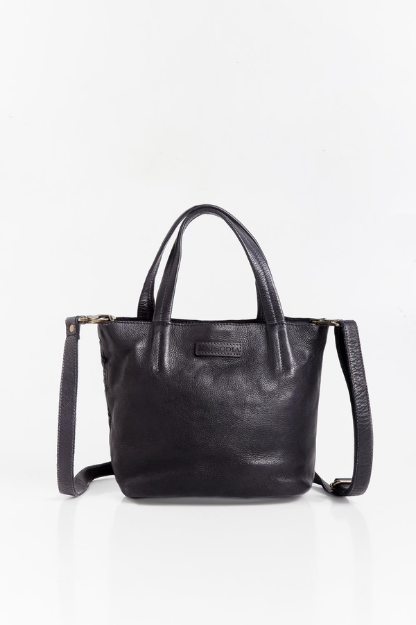 cartera tote buttons
