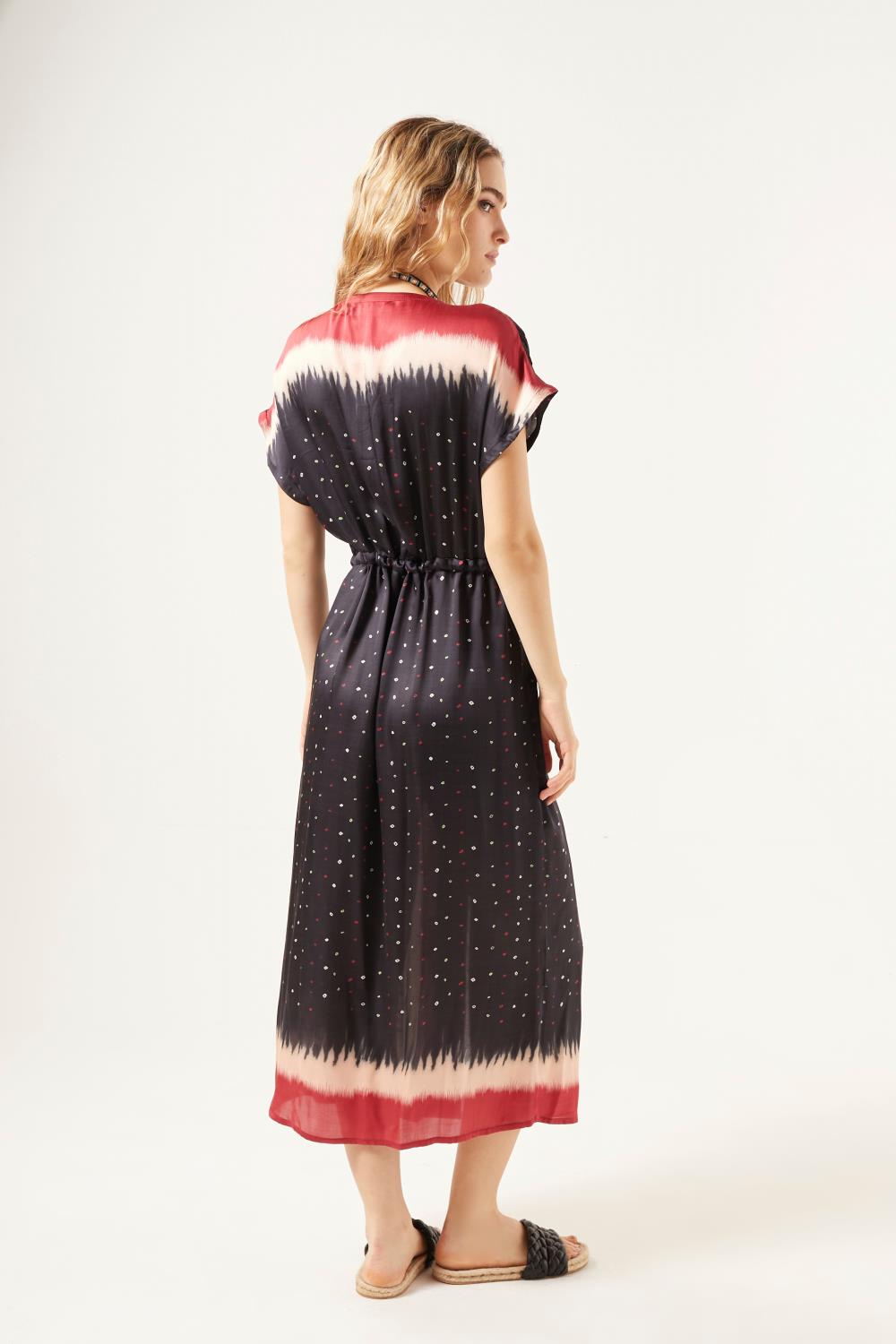 vestido buganda bandani