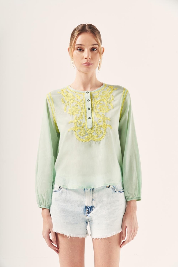 camisa gandha color