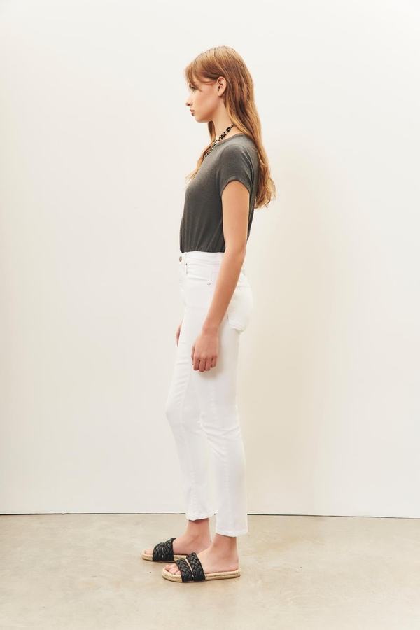 JEN SLIM WHITE NEW