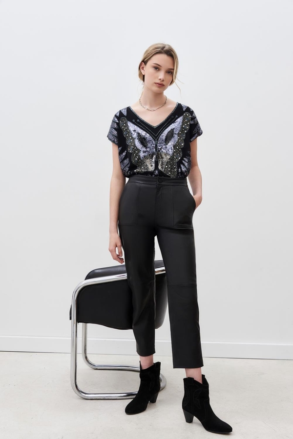 pantalon recto new cuero