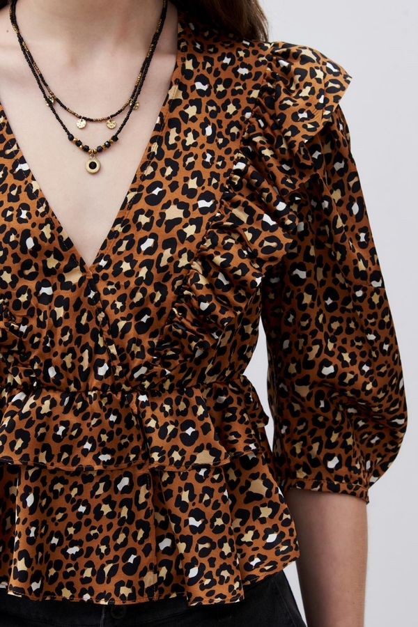 camisa frills caramel