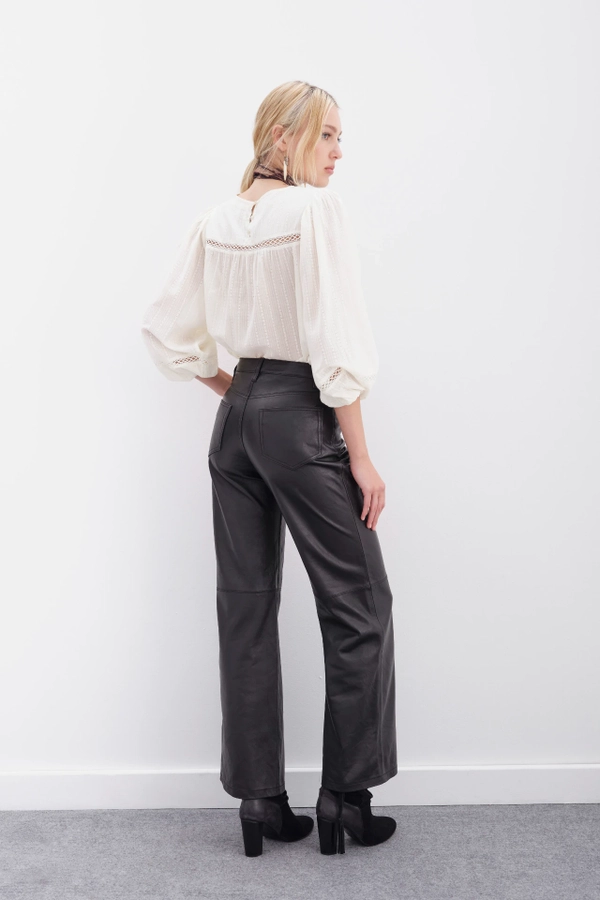 pantalon oxford cuero