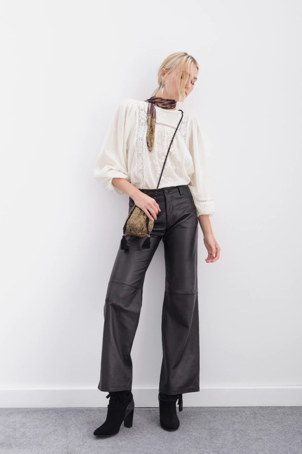 pantalon oxford cuero