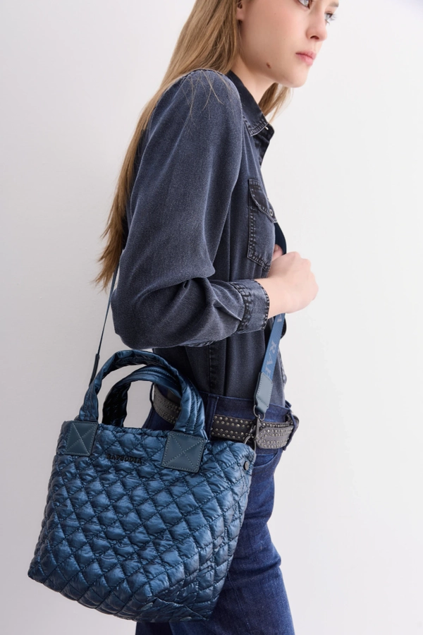 cartera tote matelase