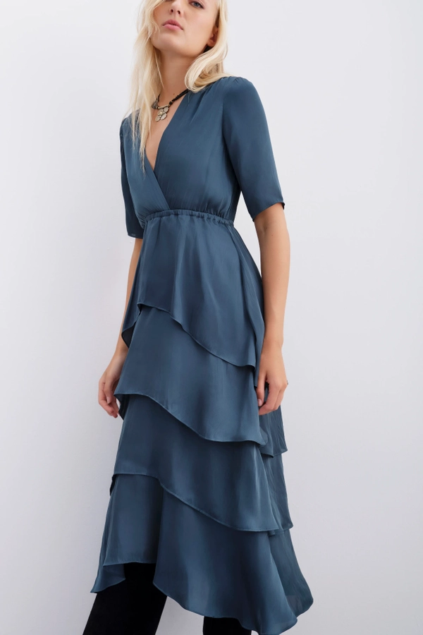 vestido frills plain