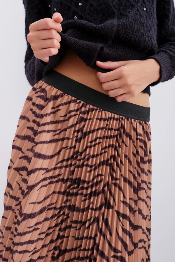 falda pleats cebra