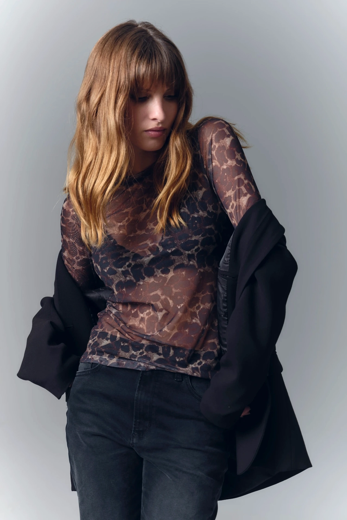 remera mesh animal leopardo