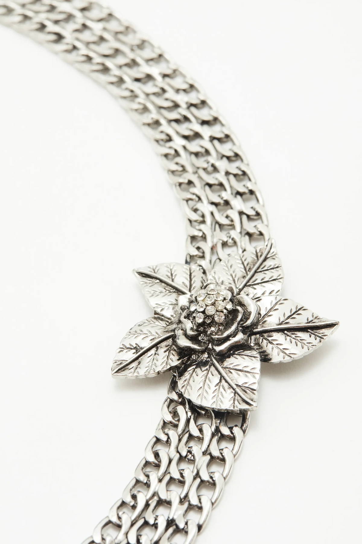 choker loli flower